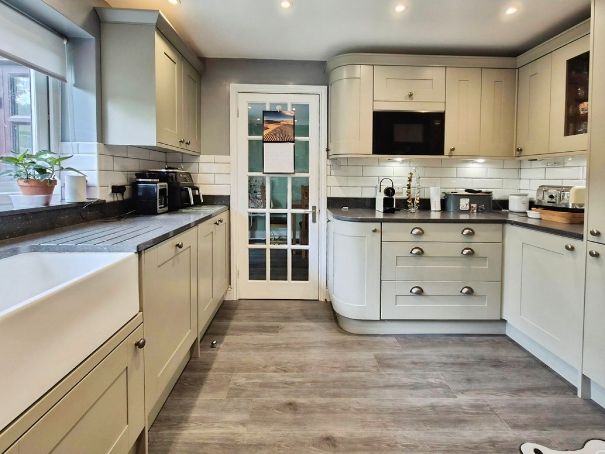 Fox Meadows, Crewkerne