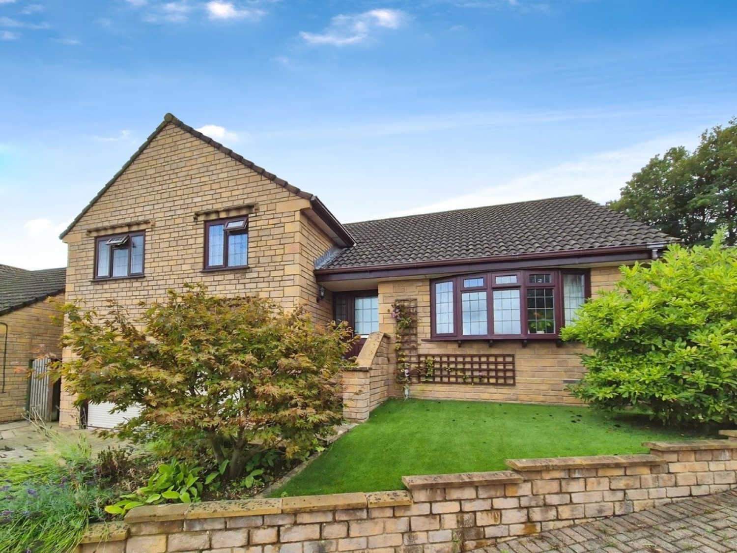 4 bedroom House for Sale Fox Meadows, Crewkerne