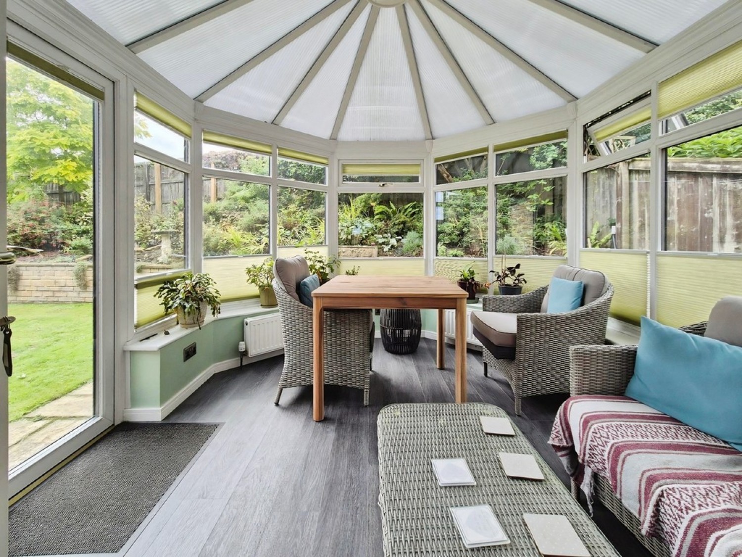 4 bedroom House for Sale Fox Meadows, Crewkerne