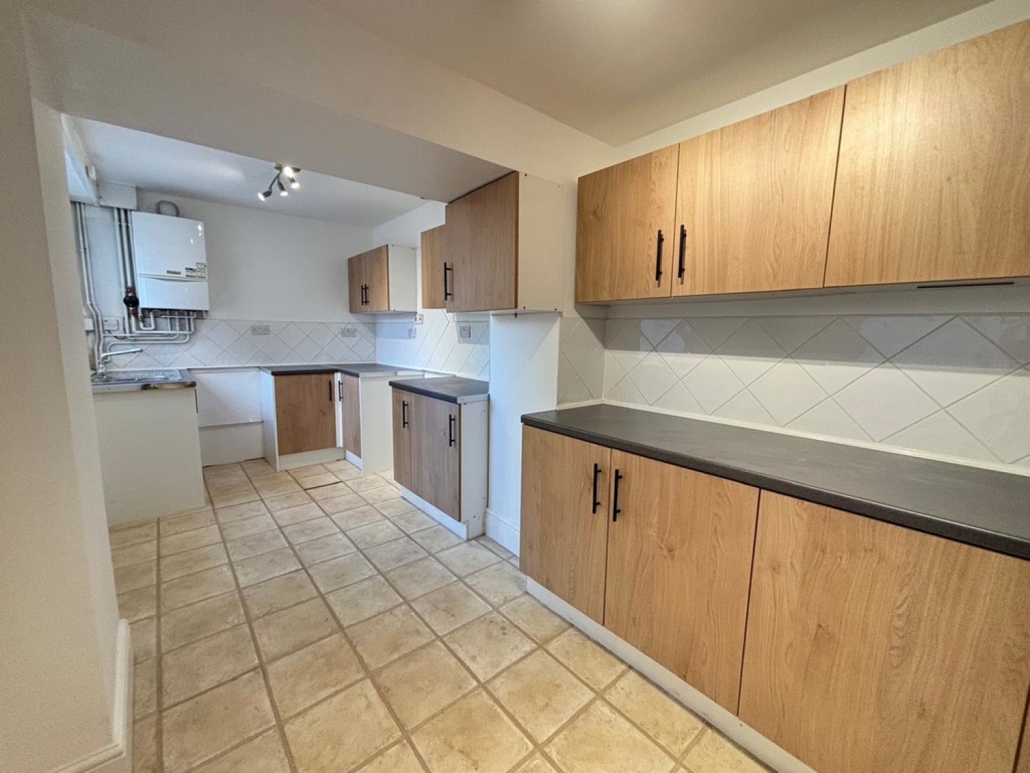 1 bedroom House of Multiple Occupation in Earle Street, Yeovil