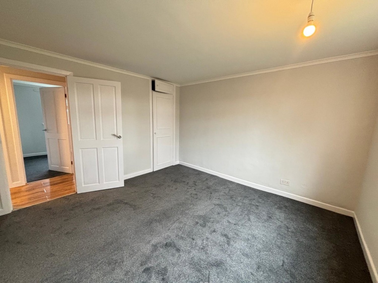 2 bedroom Flat in Berkeley Court, Hermes Place