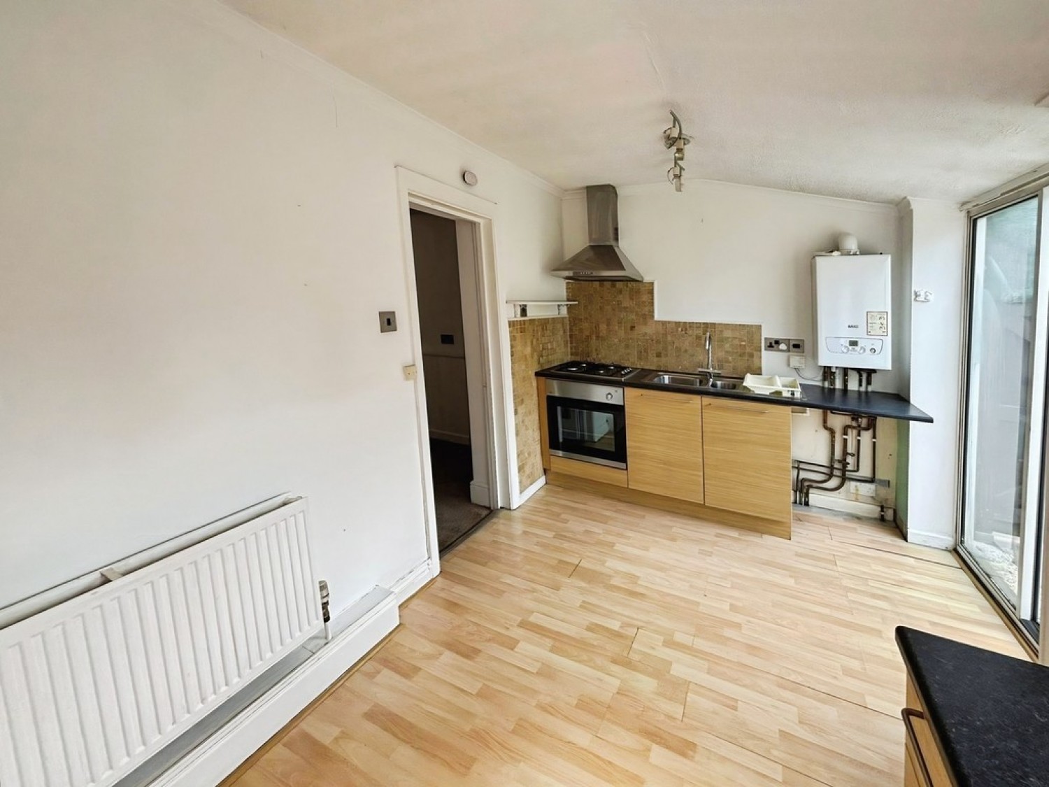 2 bedroom Flat for Letting Cromwell Road