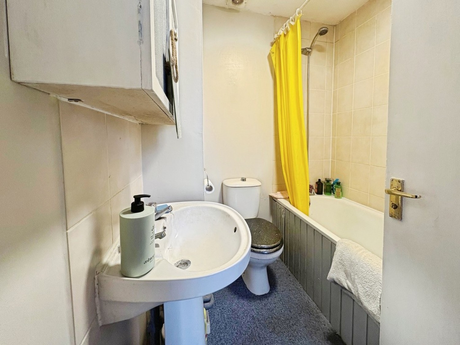 1 bedroom Flat for Sale Church Hill, Templecombe