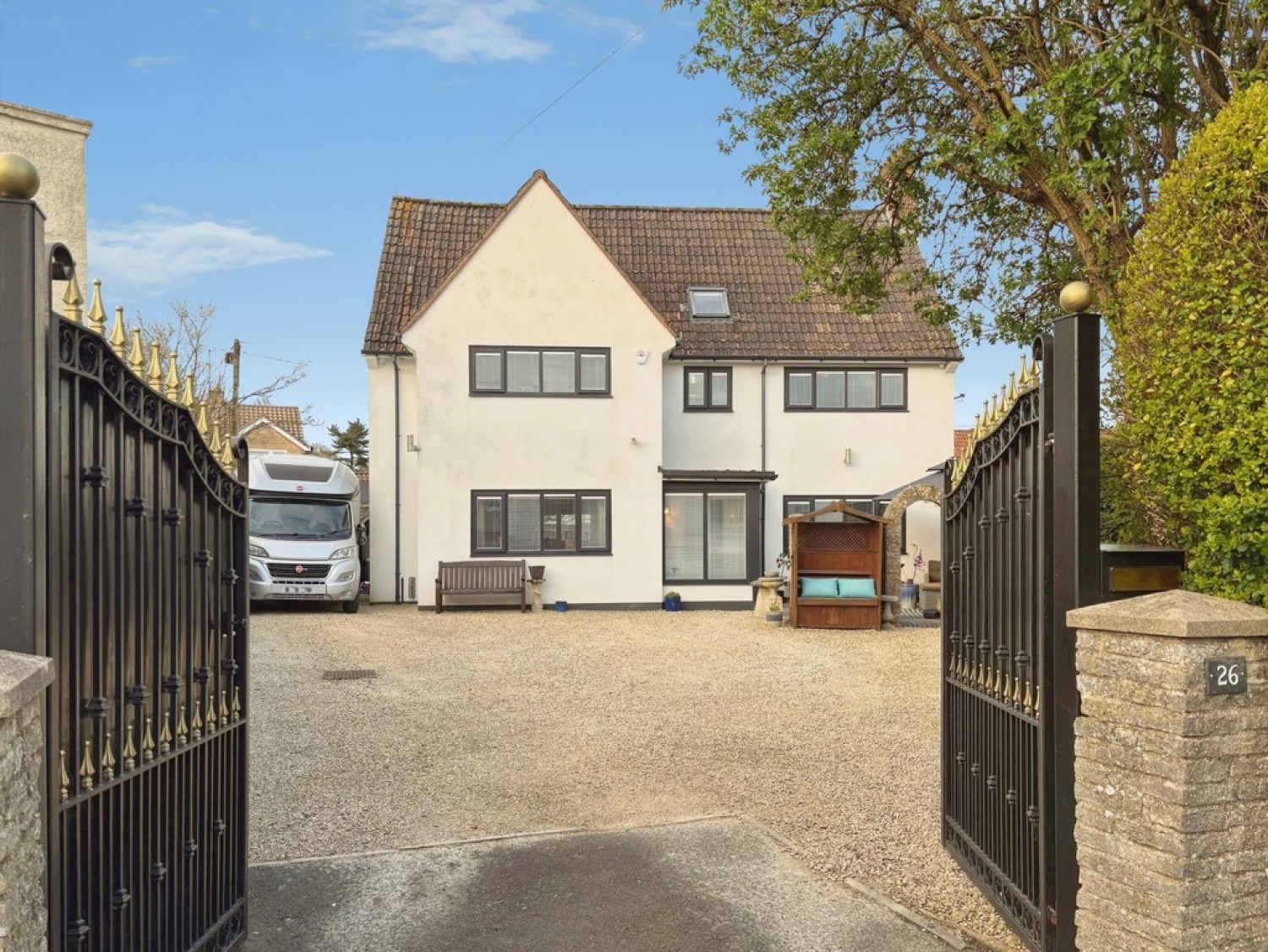 6 bedroom House for Sale Swallowcliffe Gardens, Yeovil