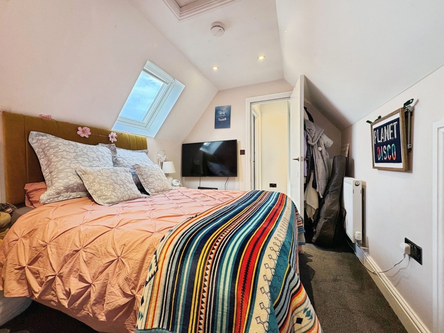 6 bedroom House for Sale Swallowcliffe Gardens, Yeovil