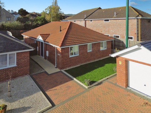 Boundary Court, Chard