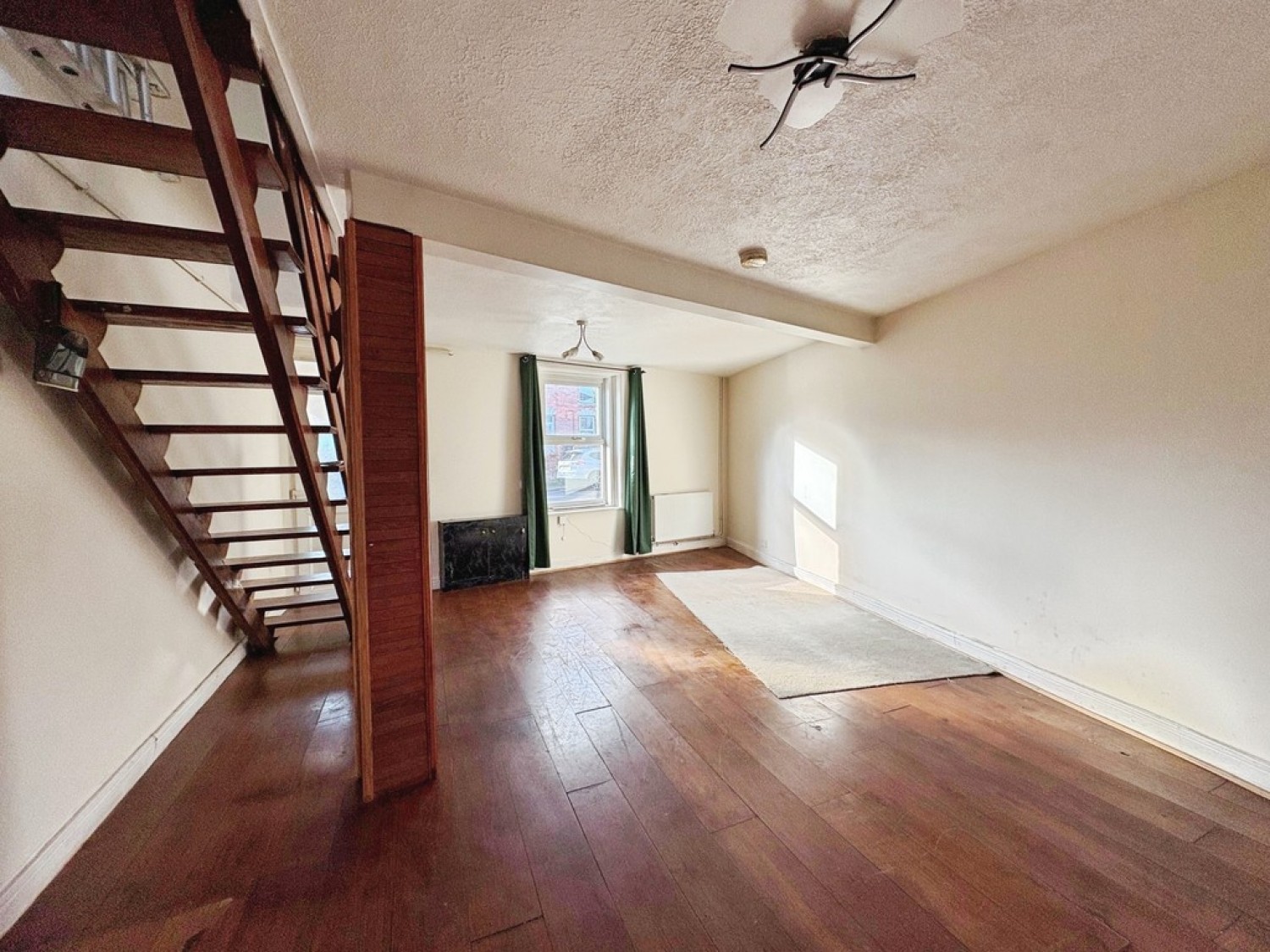 2 bedroom House for Sale St Michaels Avenue, Yeovil