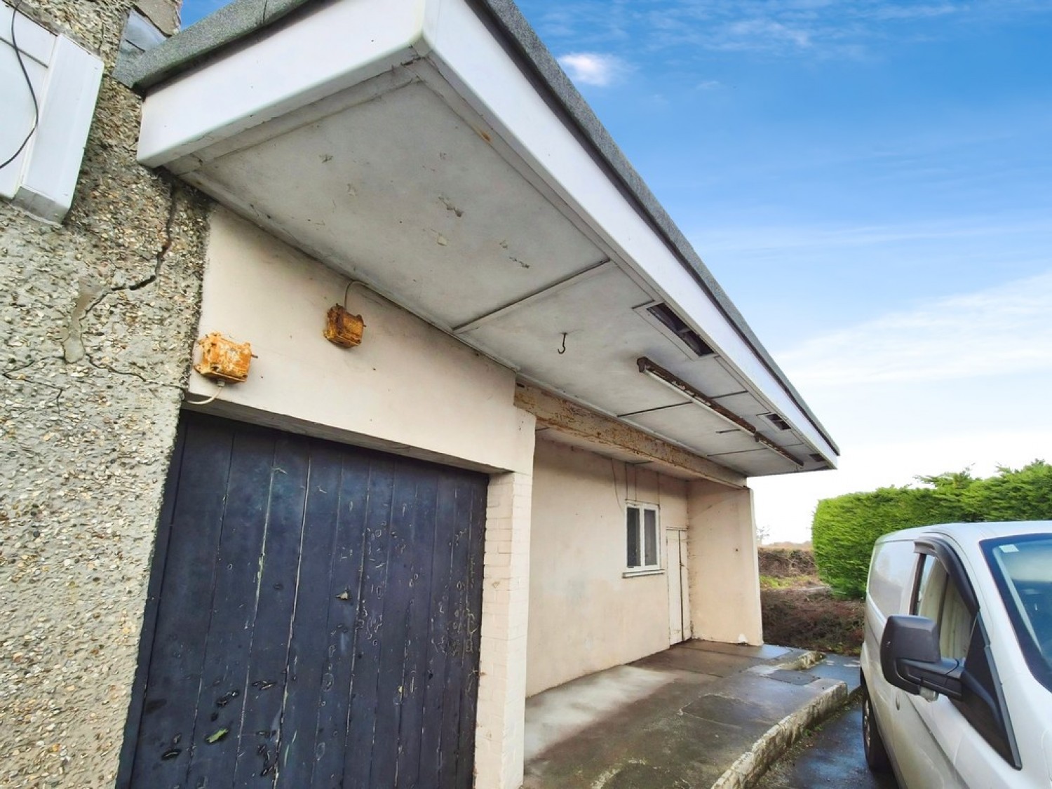 Ilchester Road, Chilthorne Domer