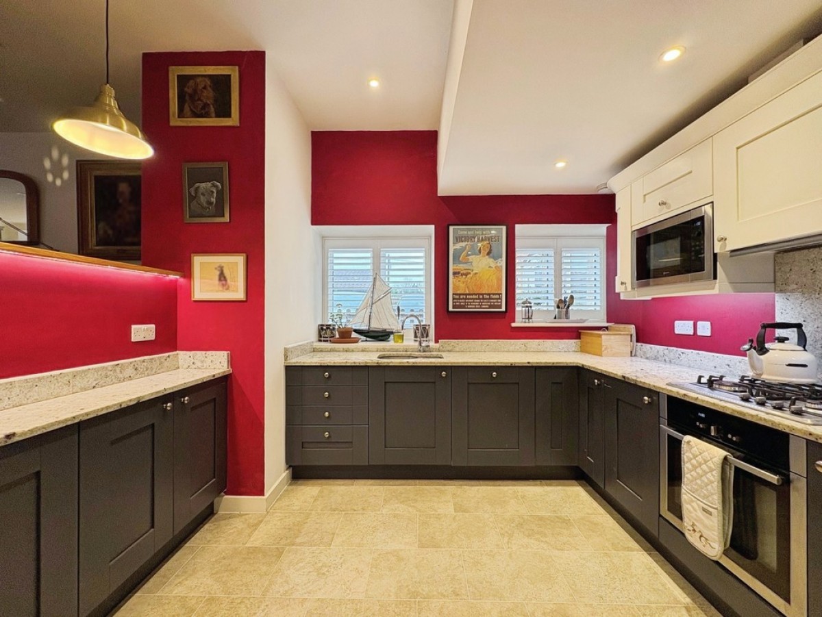 Old Farm Walk, Merriott