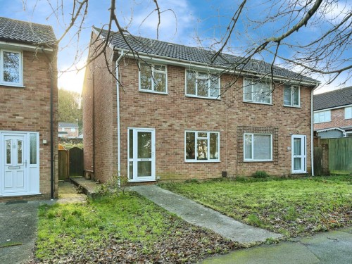 Pine Tree Avenue, Yeovil