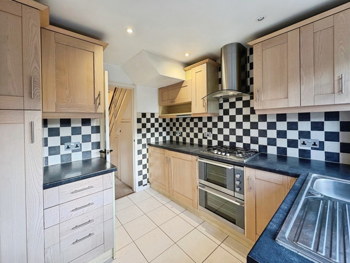 Pine Tree Avenue, Yeovil