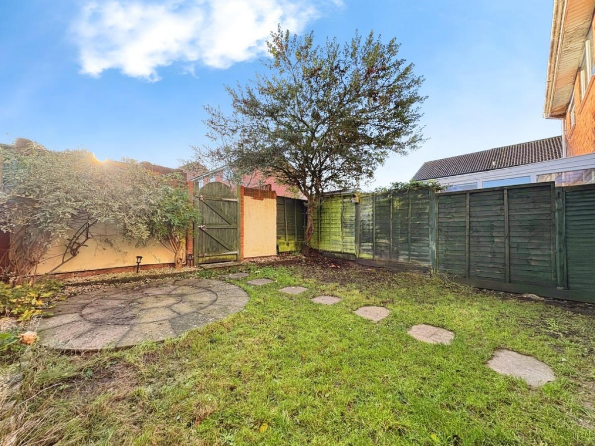 Pine Tree Avenue, Yeovil