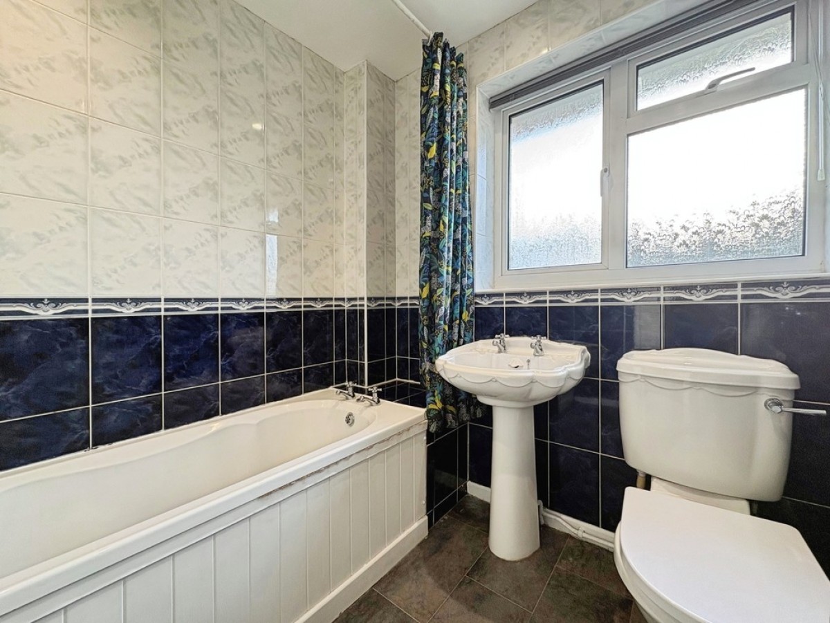 Pine Tree Avenue, Yeovil