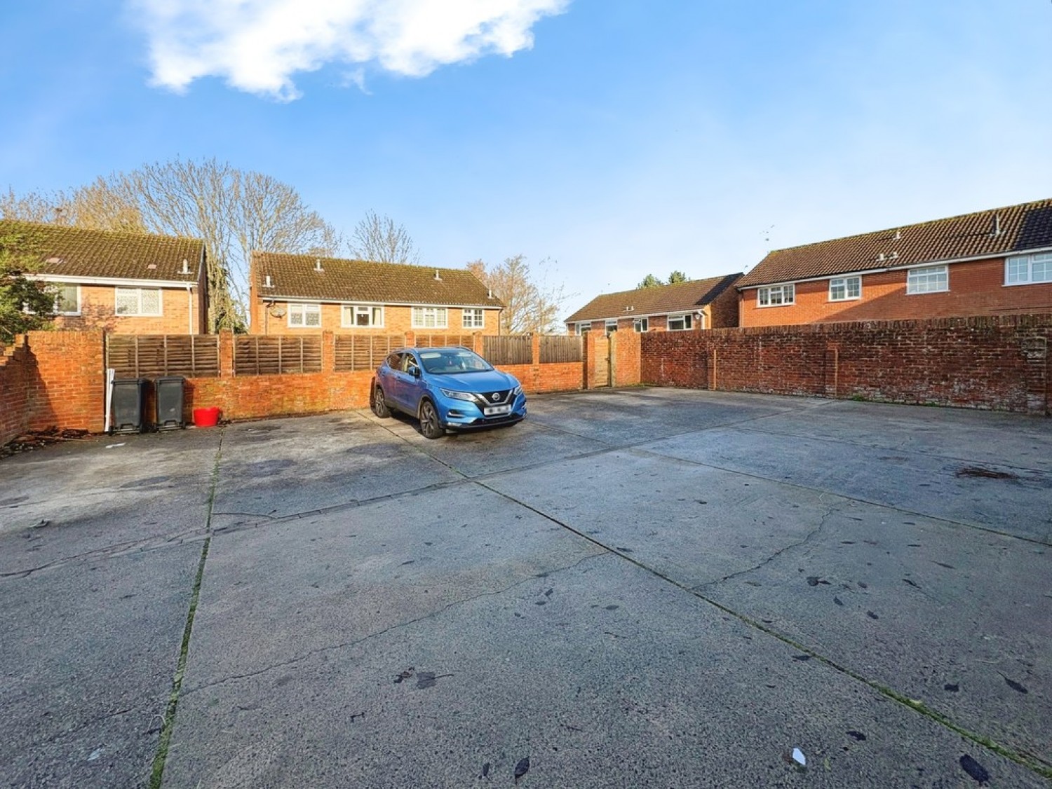 Pine Tree Avenue, Yeovil