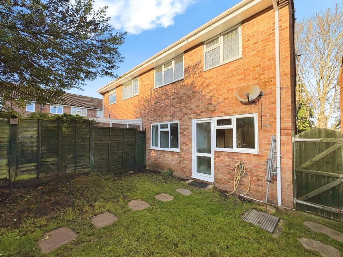 Pine Tree Avenue, Yeovil