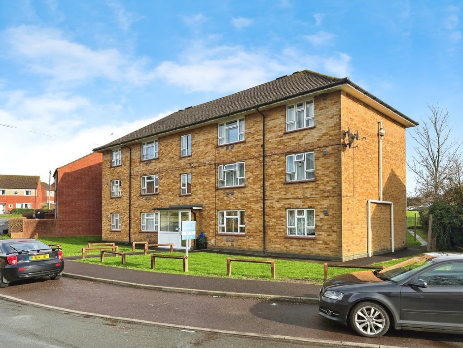 2 bedroom Flat for Sale Eagle Close, Ilchester, Yeovil