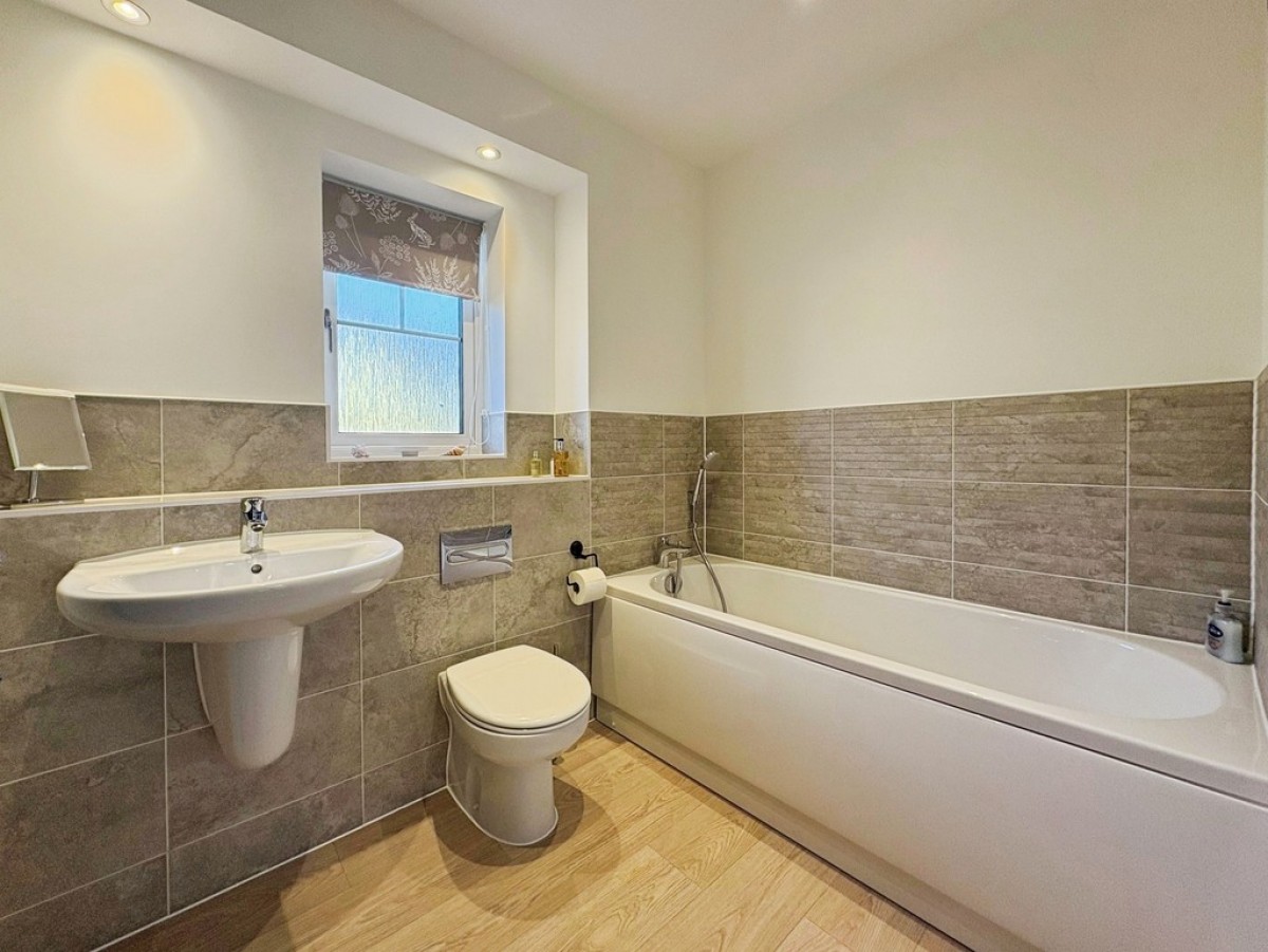 Angels Way, Millborne Port