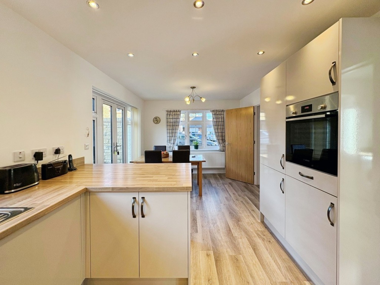 Angels Way, Millborne Port