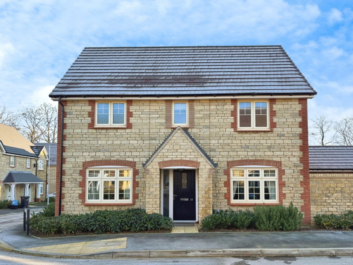 Angels Way, Millborne Port