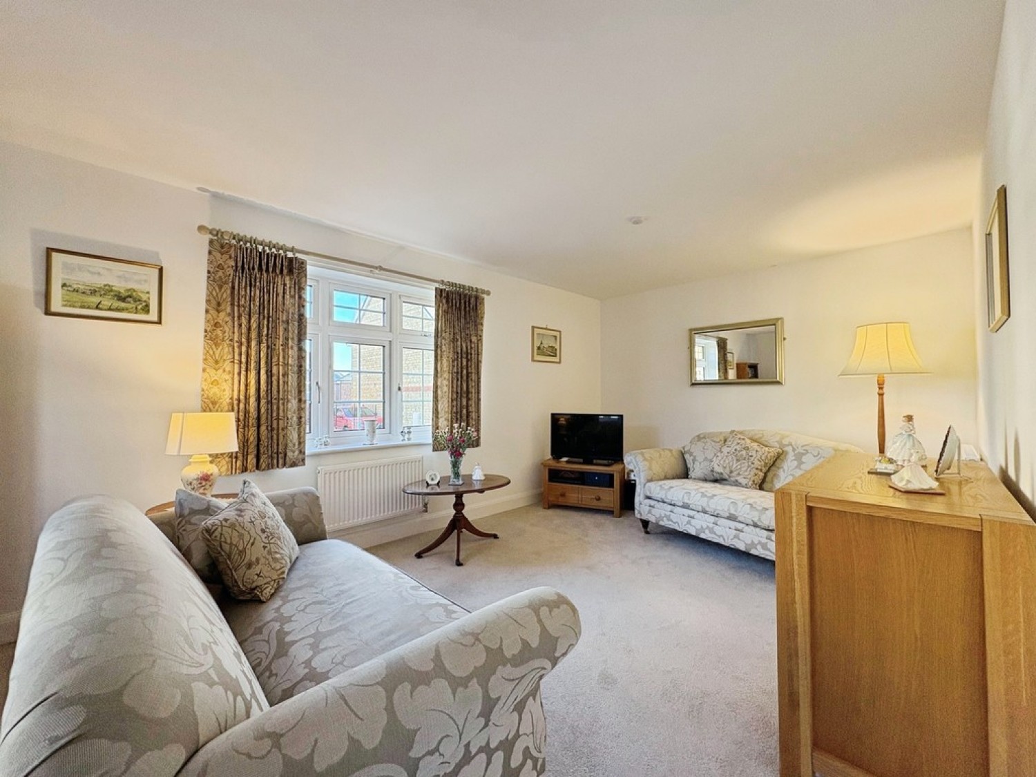 Angels Way, Millborne Port