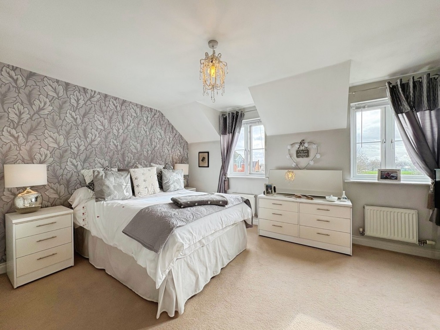 4 bedroom House for Sale Merevale Way, Yeovil