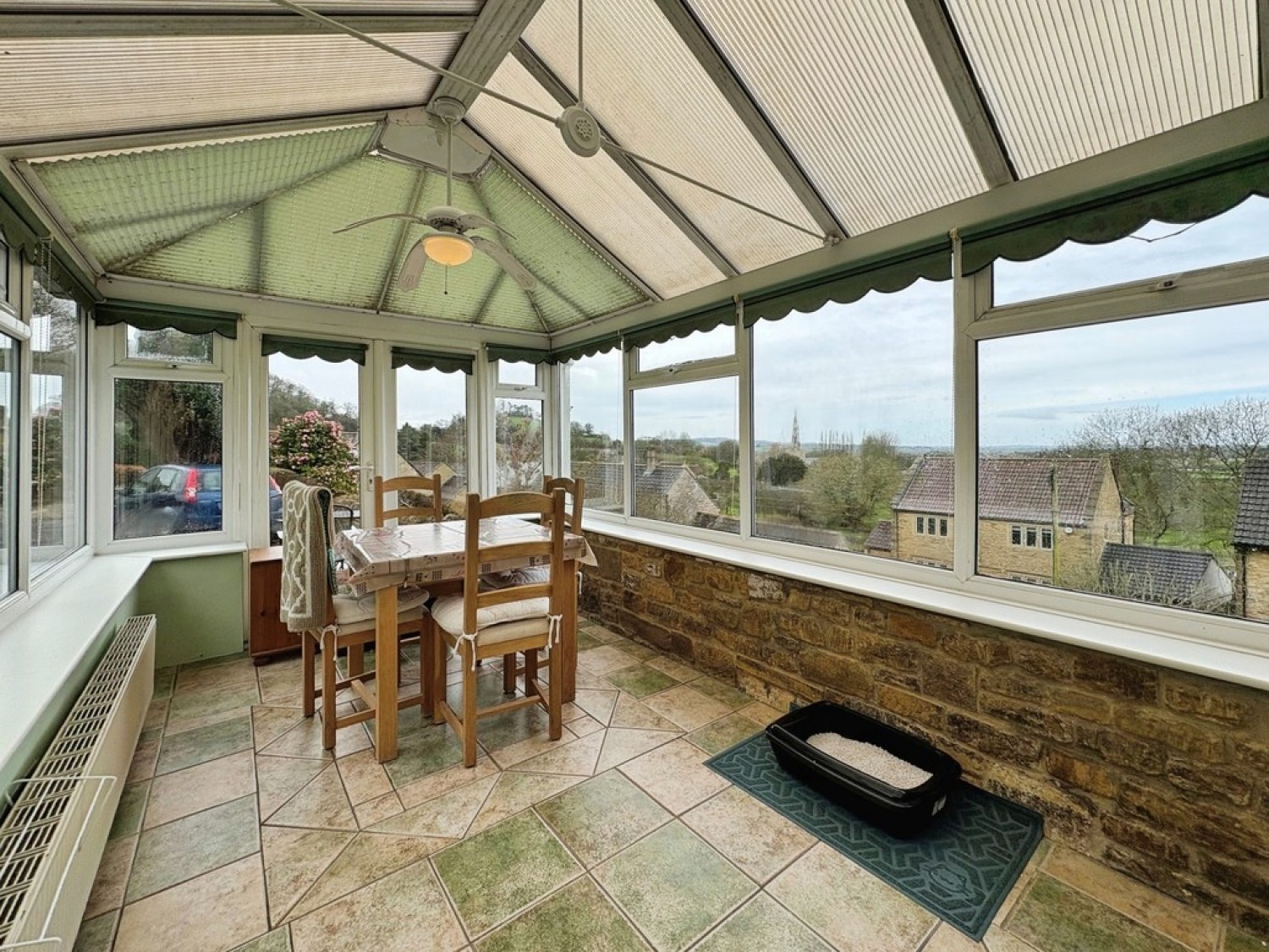 2 bedroom Bungalow for Sale New Road, Chiselbrough