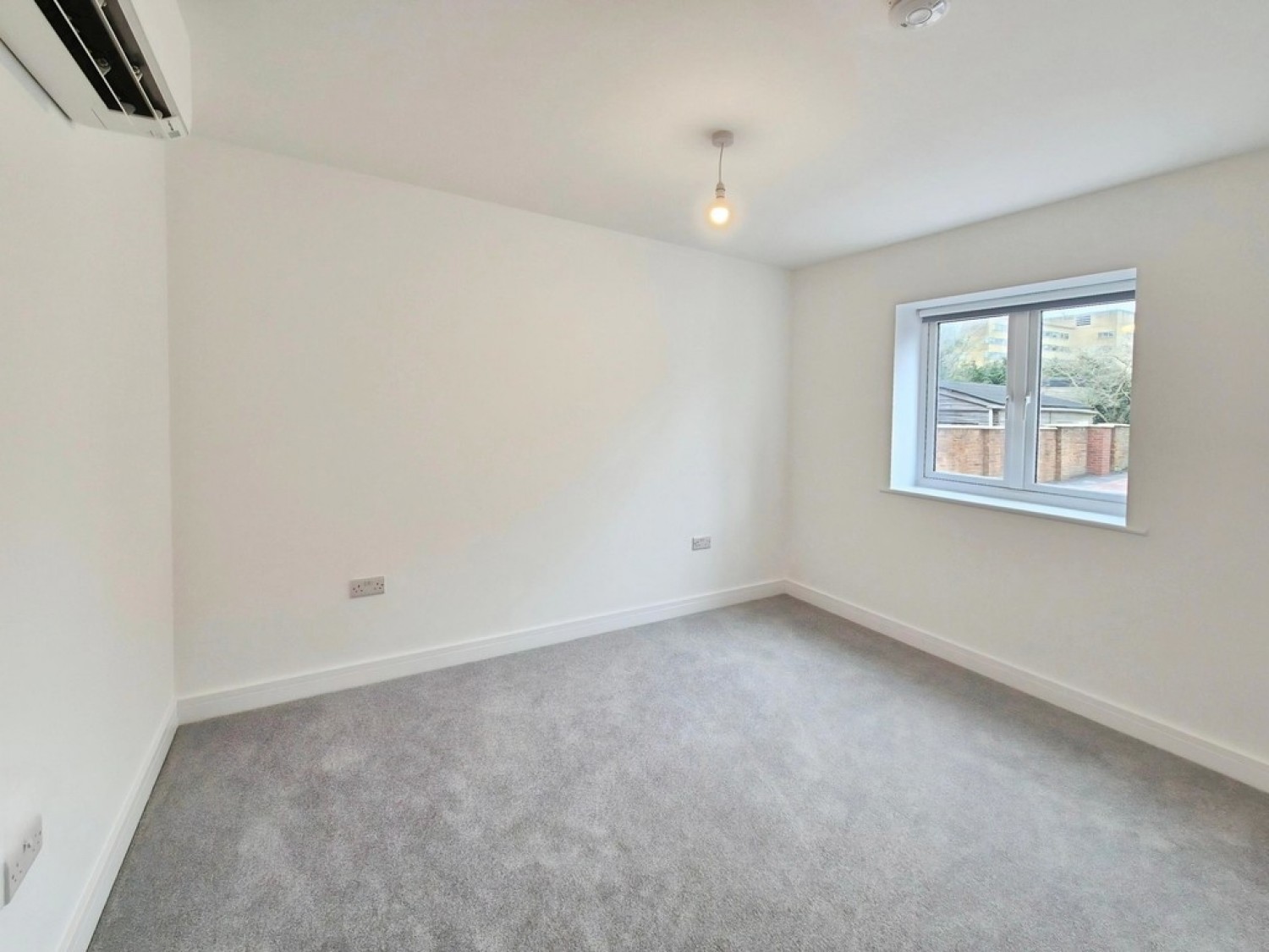 2 bedroom Flat for Letting The Avenue, Yeovil