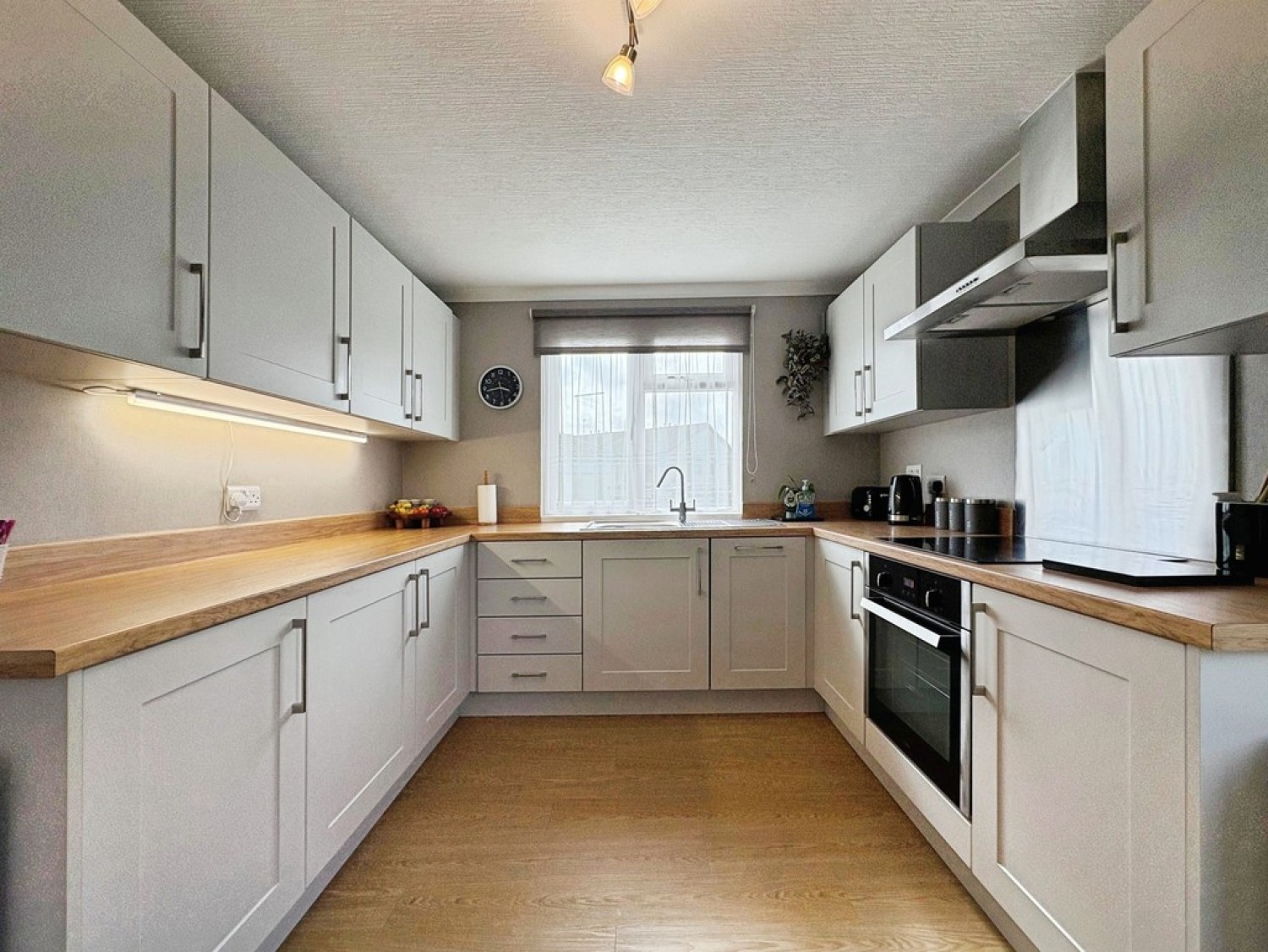 1 bedroom Bungalow for Sale Houndstone Park , Yeovil