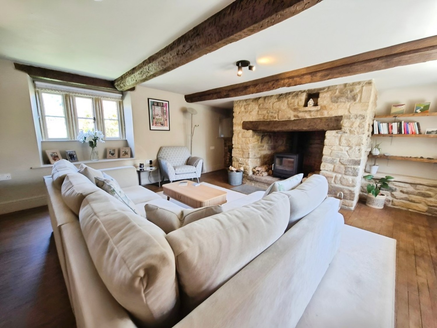 3 bedroom House for Letting The Pinnacles, Weston Street