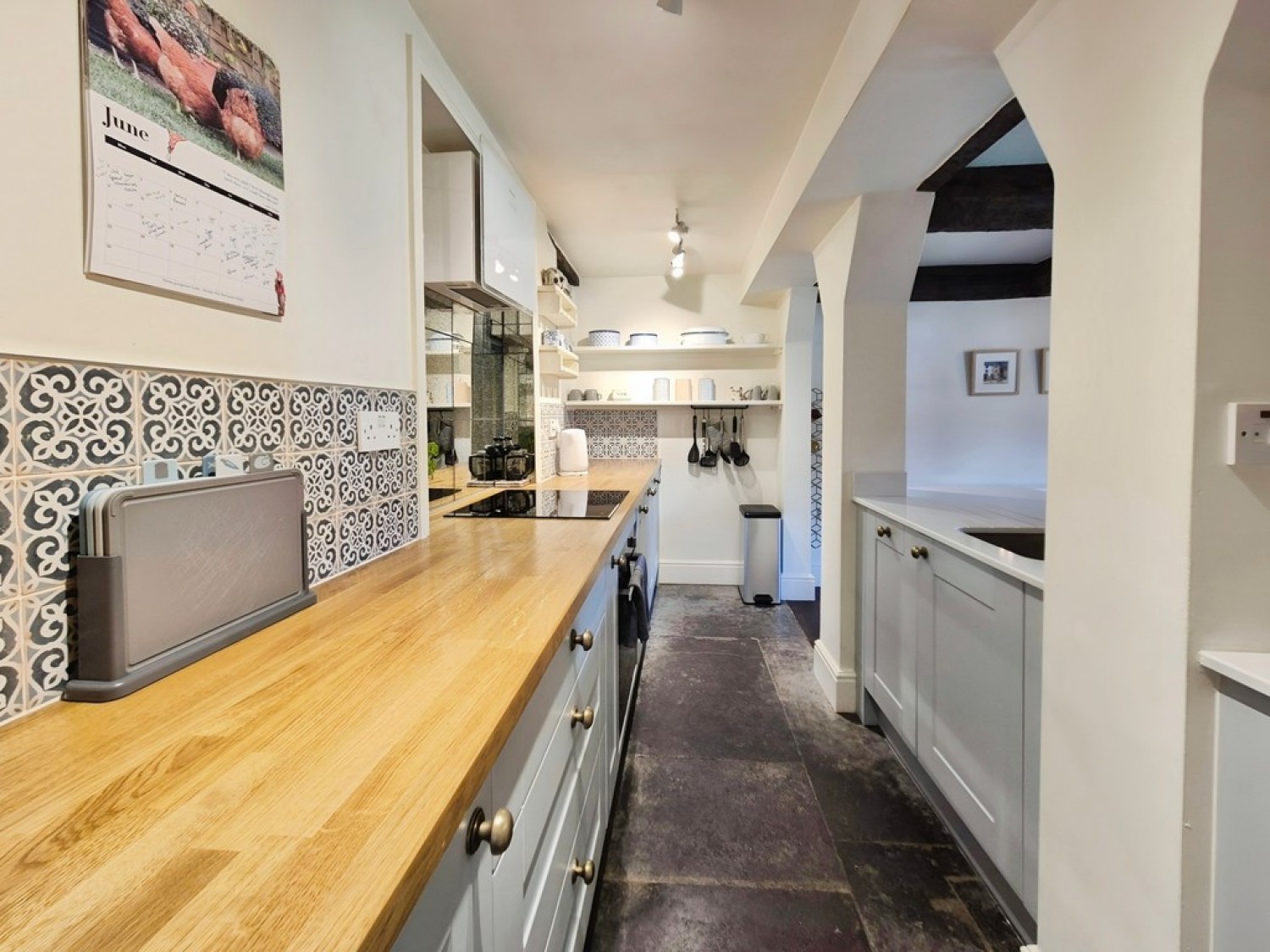 3 bedroom House for Letting The Pinnacles, Weston Street