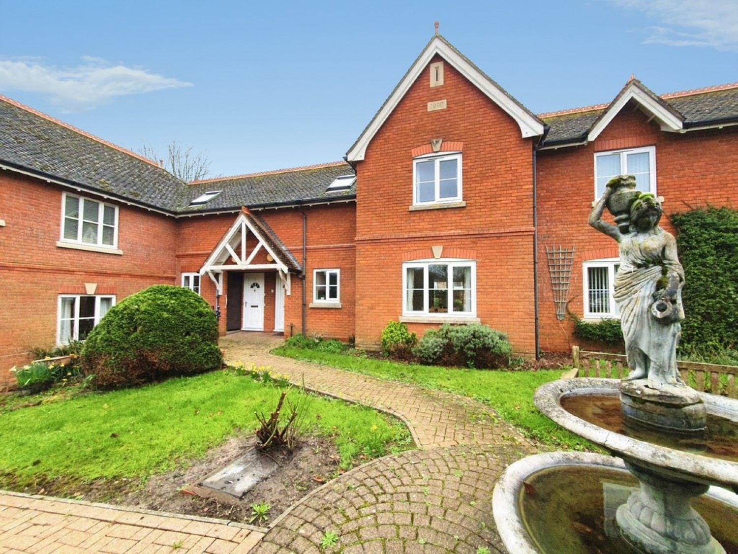 2 bedroom House for Sale Coverdale Court, Yeovil