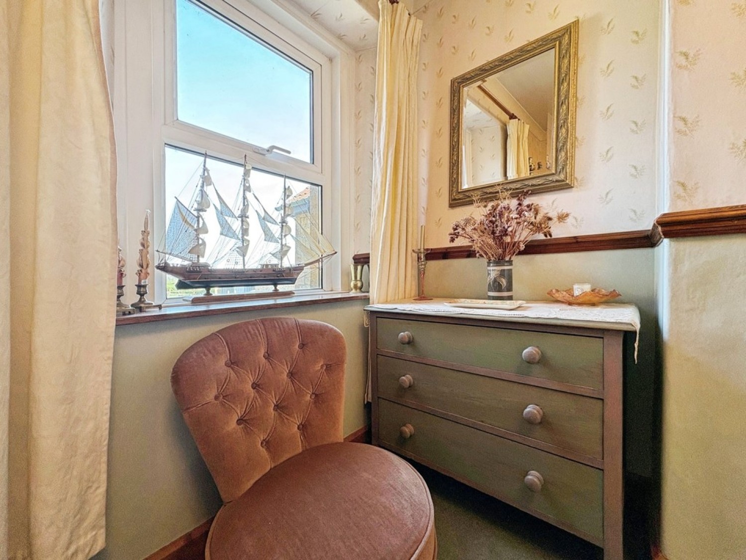 3 bedroom House for Sale Chilthorne Domer, Yeovil