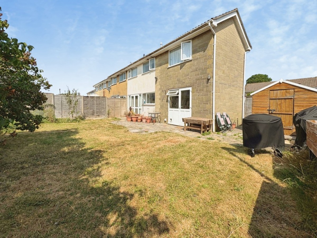 Marwin Close, Martock
