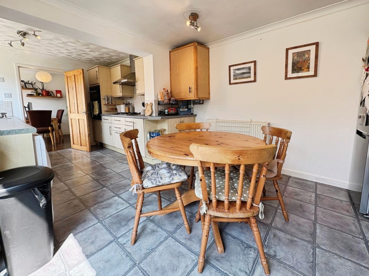 Marwin Close, Martock