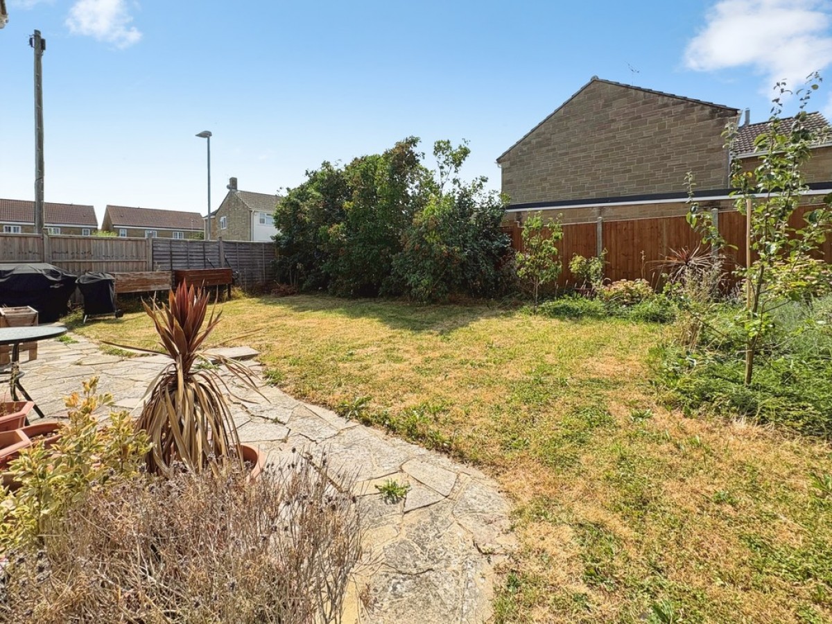 Marwin Close, Martock