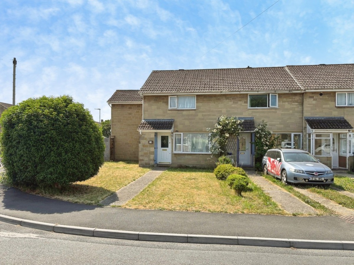 Marwin Close, Martock