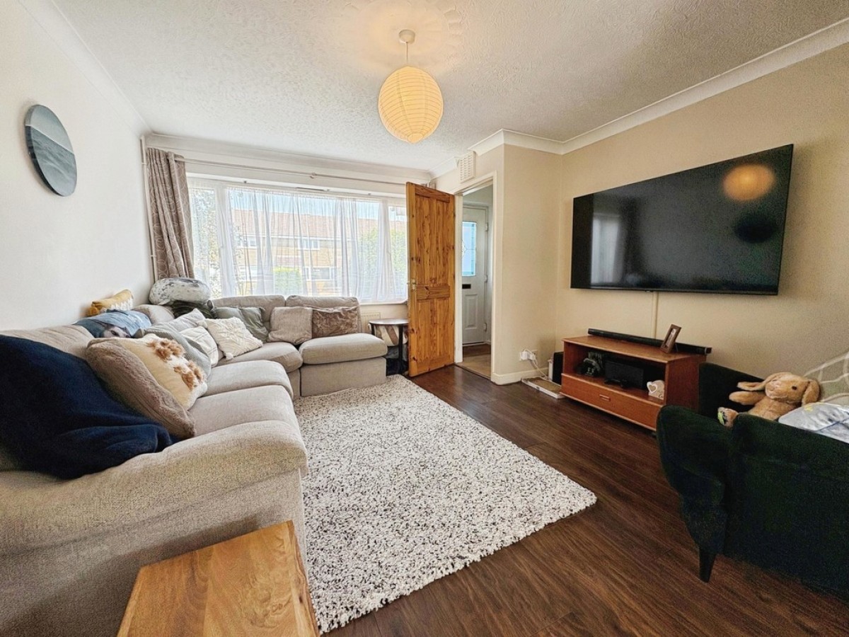 Marwin Close, Martock