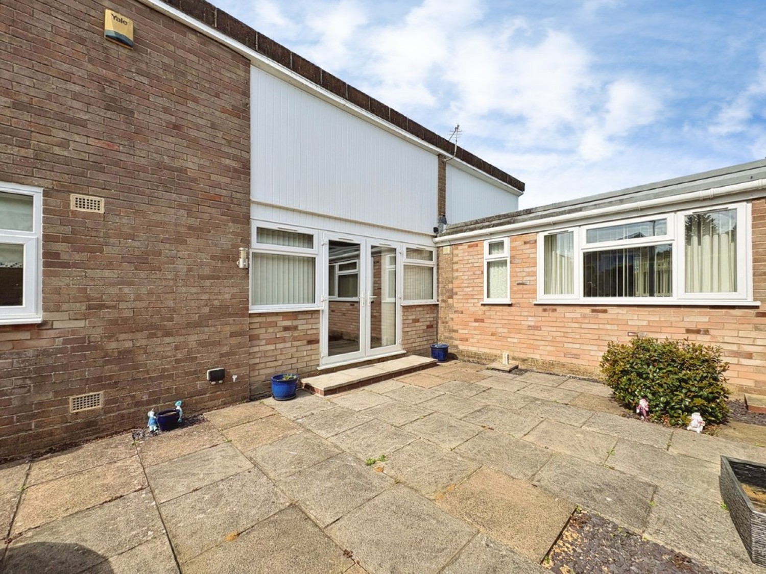 2 bedroom Bungalow for Sale Forest Hill, Yeovil