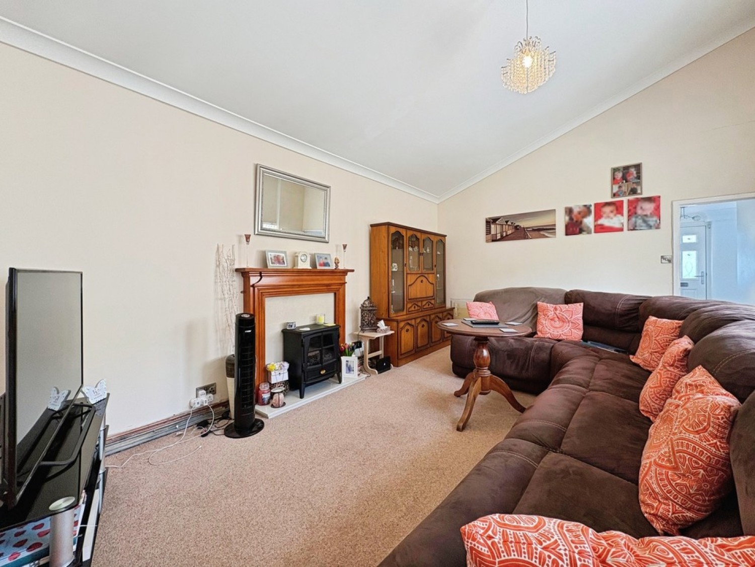 2 bedroom Bungalow for Sale Forest Hill, Yeovil
