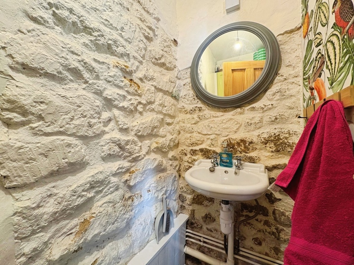 2 bedroom House for Sale Goulds Brook Terrace, Crewkerne