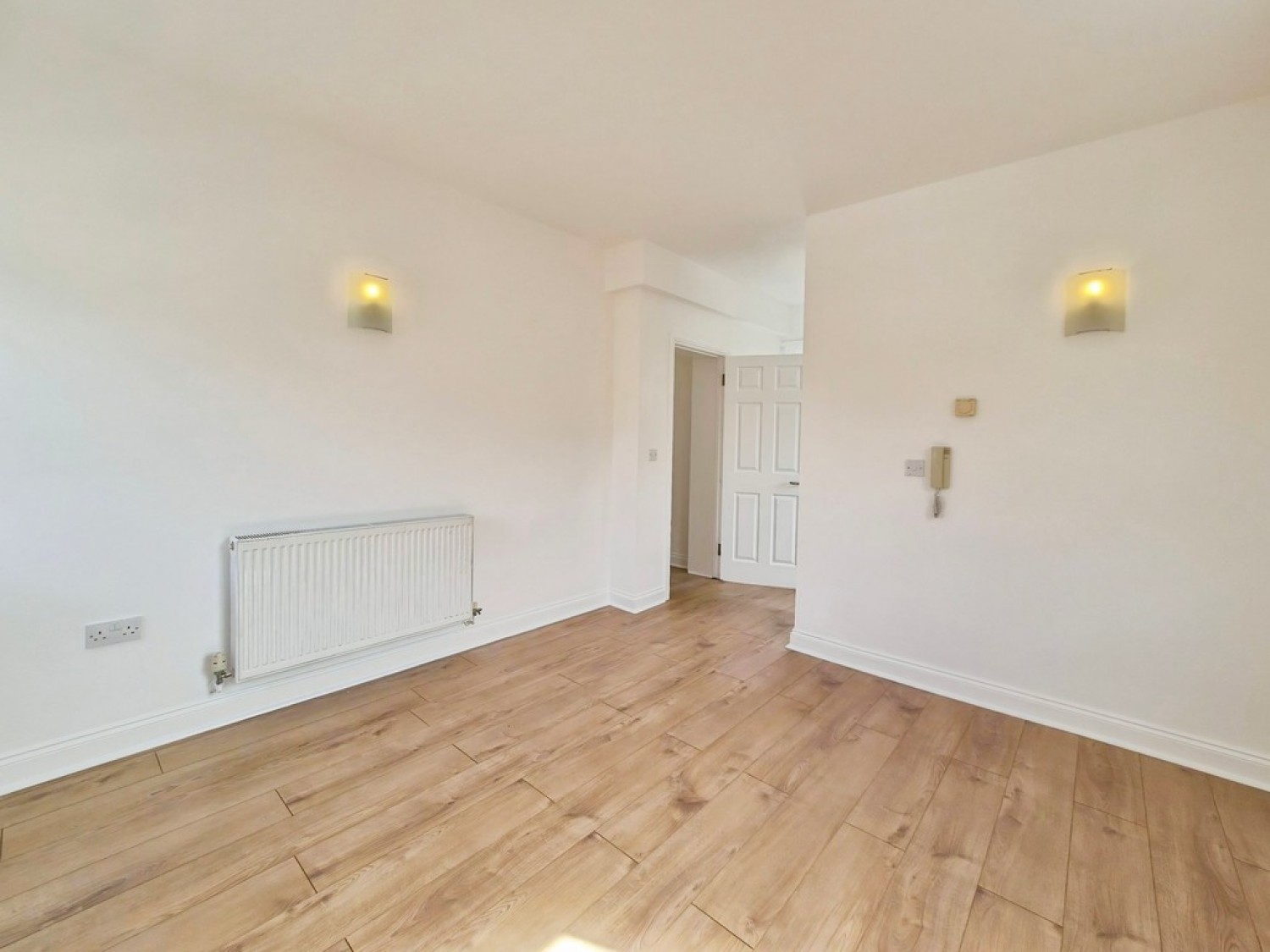 1 bedroom Flat for Letting Park Road, Yeovil