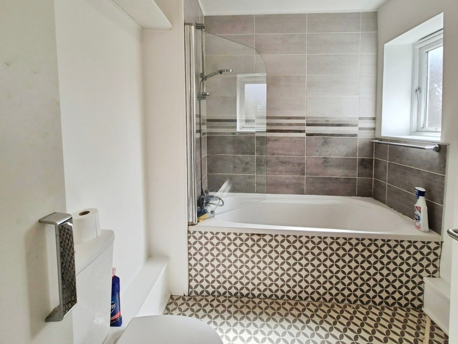 1 bedroom Flat for Letting Park Road, Yeovil