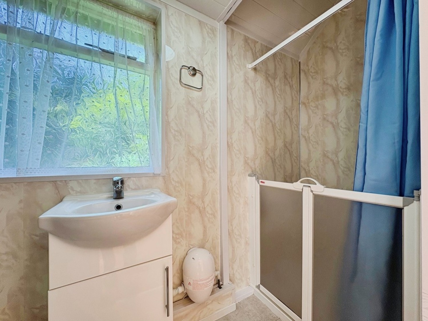 3 bedroom House for Sale Alexandra Road, Yeovil