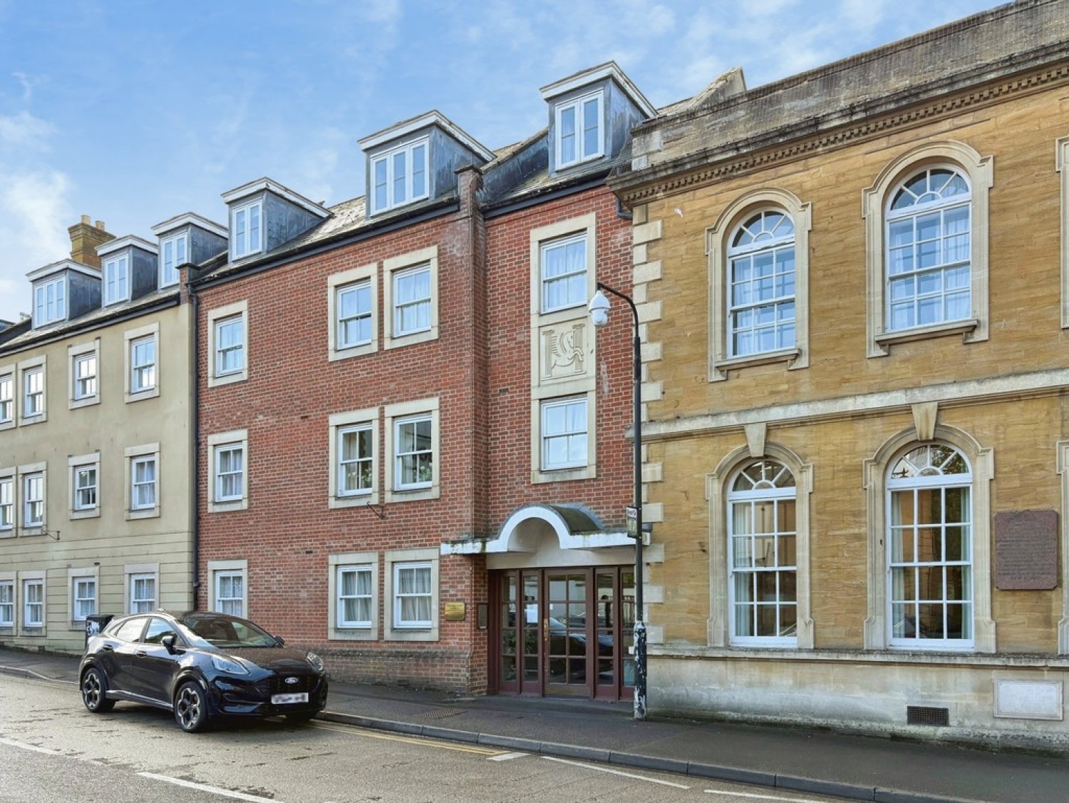 2 bedroom Flat for Sale Pegasus Court, South Street, Yeovil