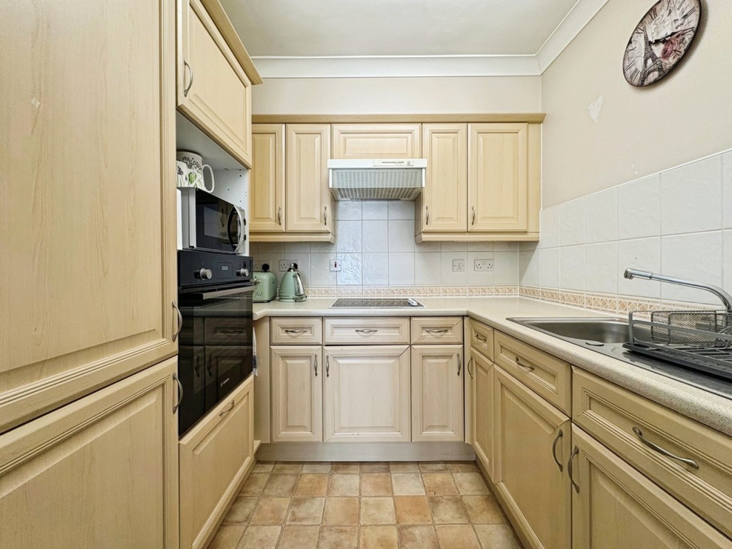 2 bedroom Flat for Sale Pegasus Court, South Street, Yeovil