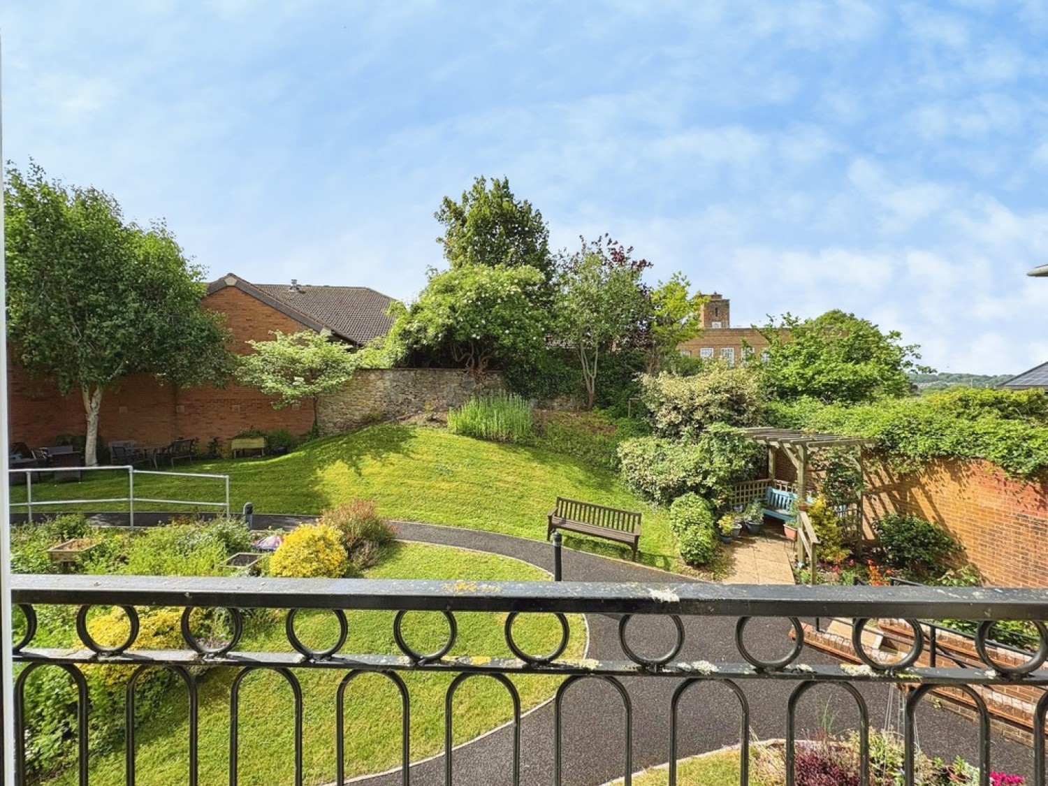 2 bedroom Flat for Sale Pegasus Court, South Street, Yeovil