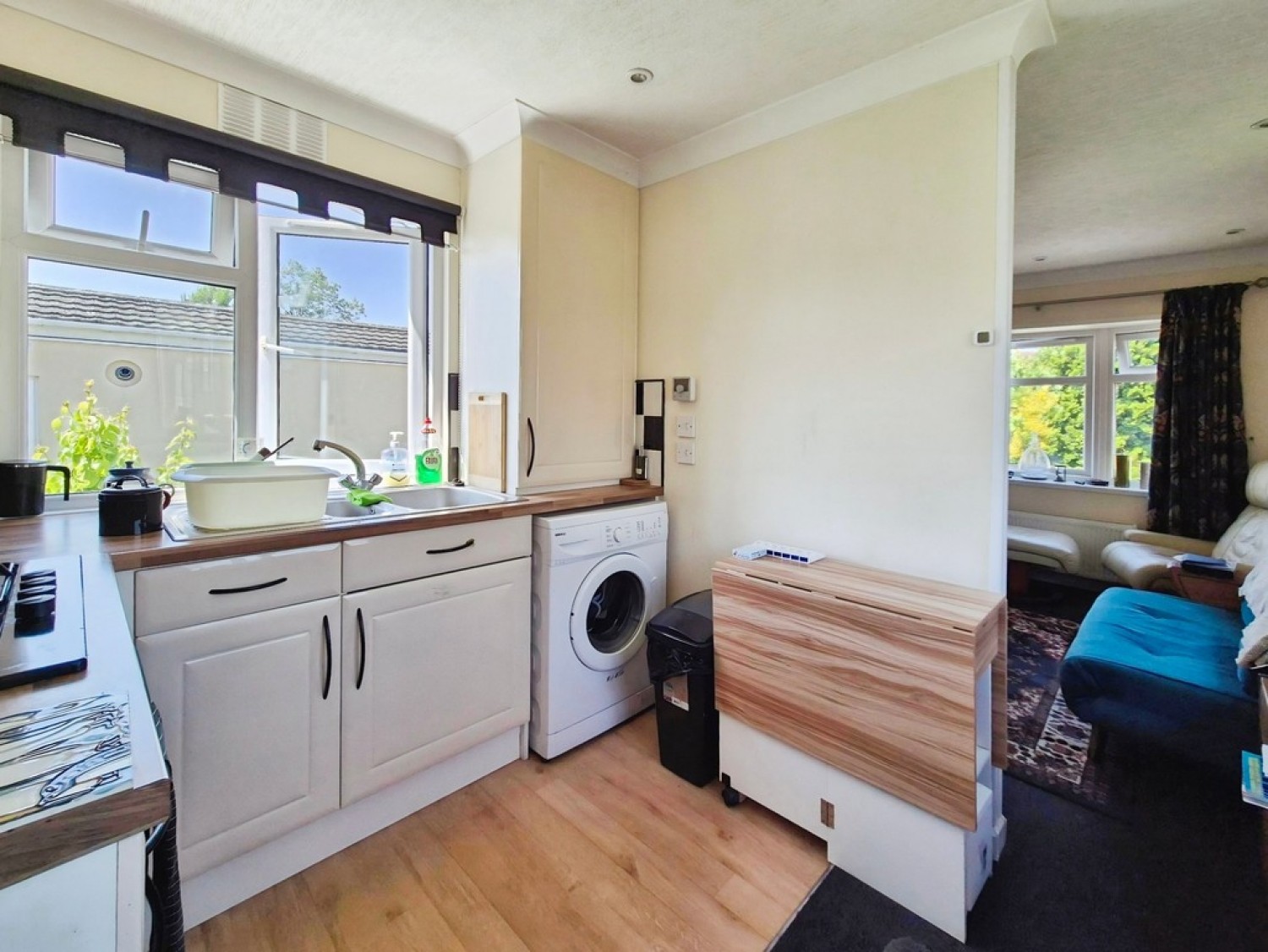 2 bedroom Park home for Sale Houndstone Park, Yeovil