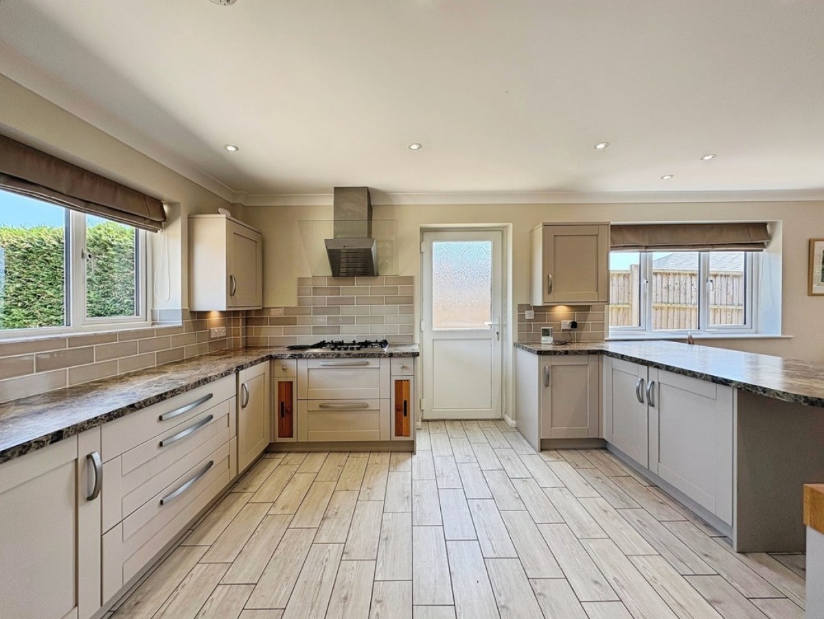 Compton Close, Yeovil