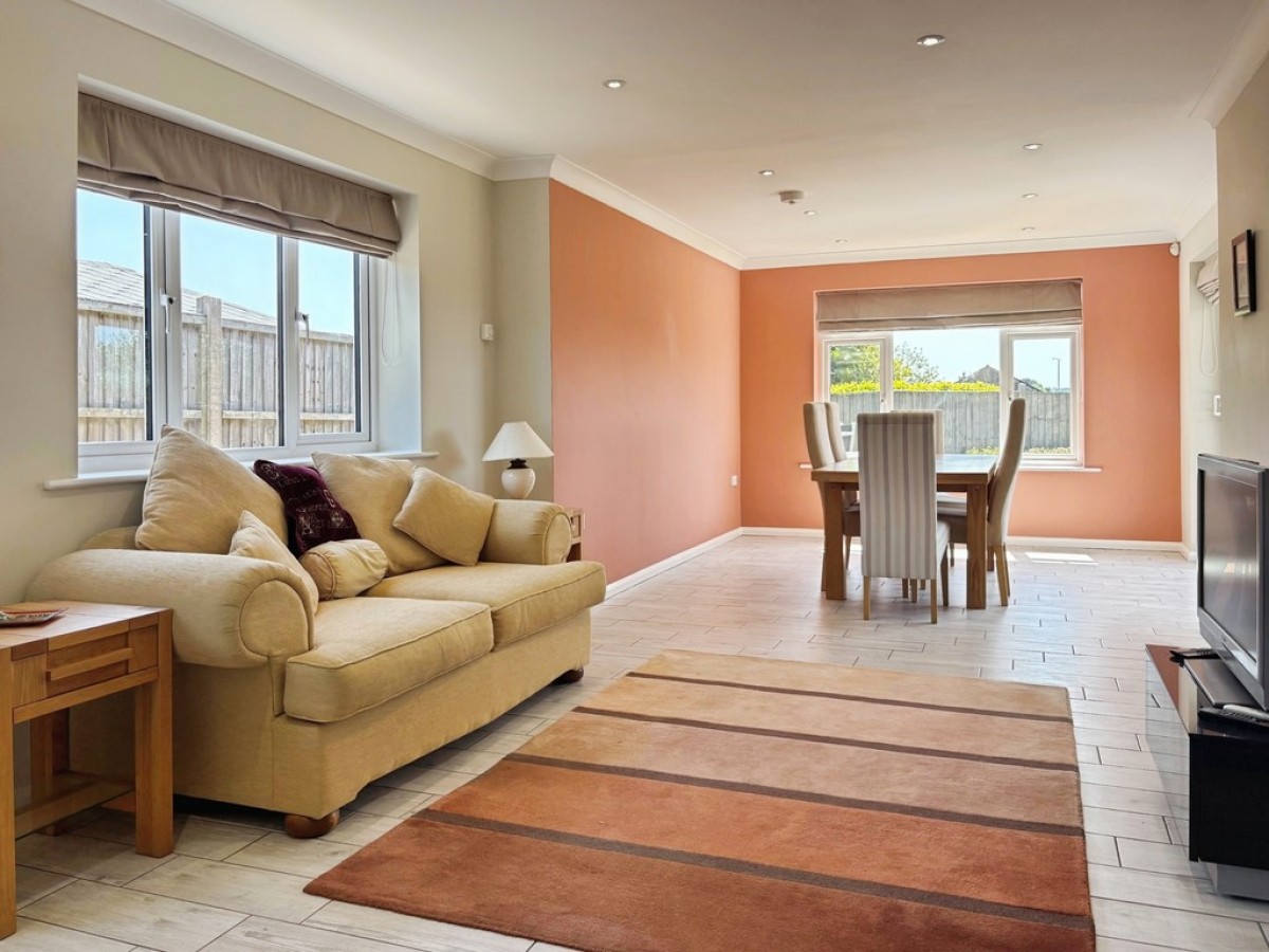 Compton Close, Yeovil