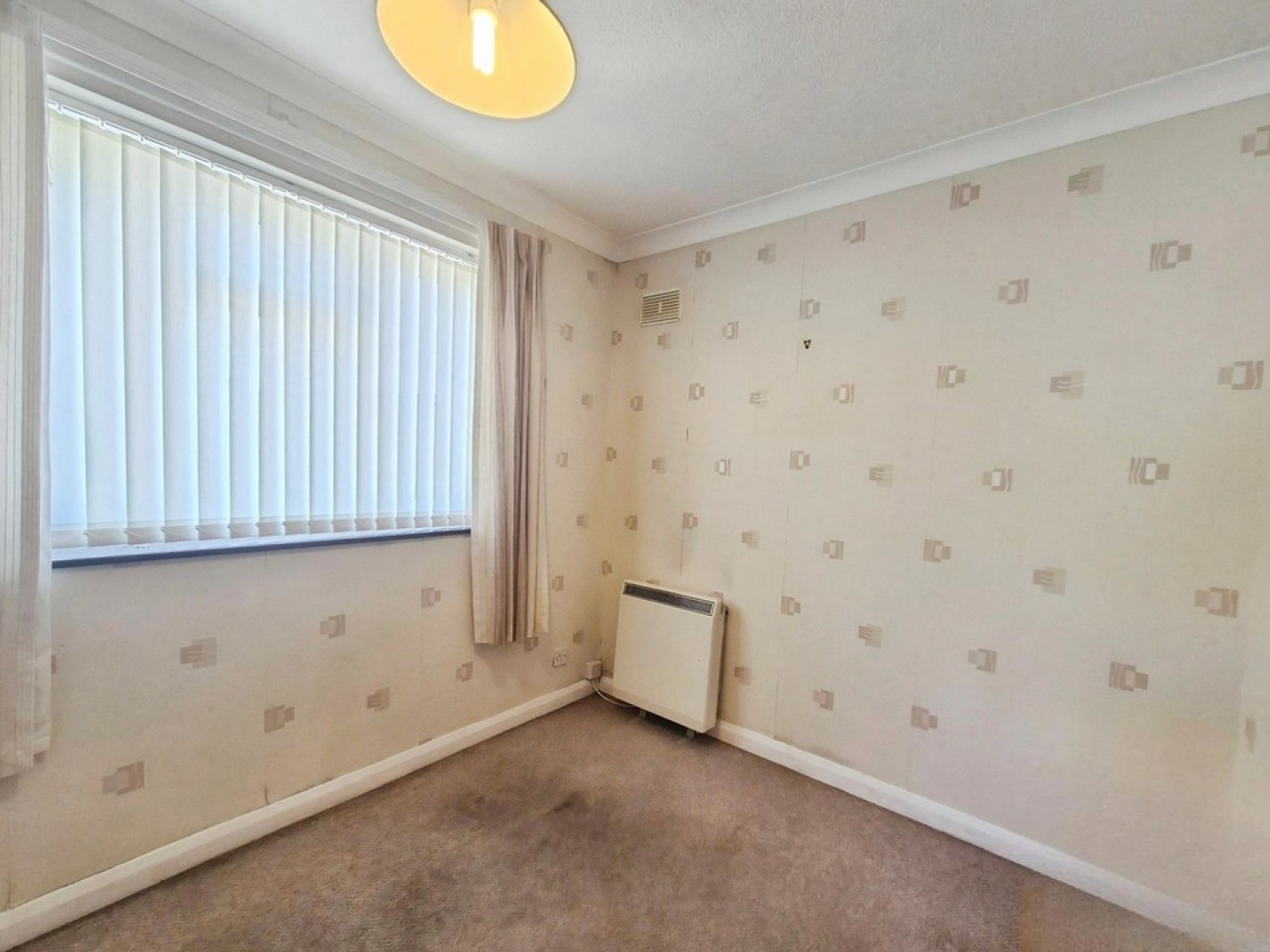 3 bedroom Bungalow for Sale High Lea, Yeovil